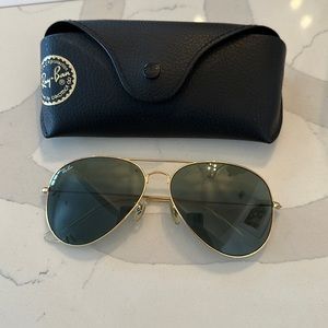 Ray ban aviator sunglasses